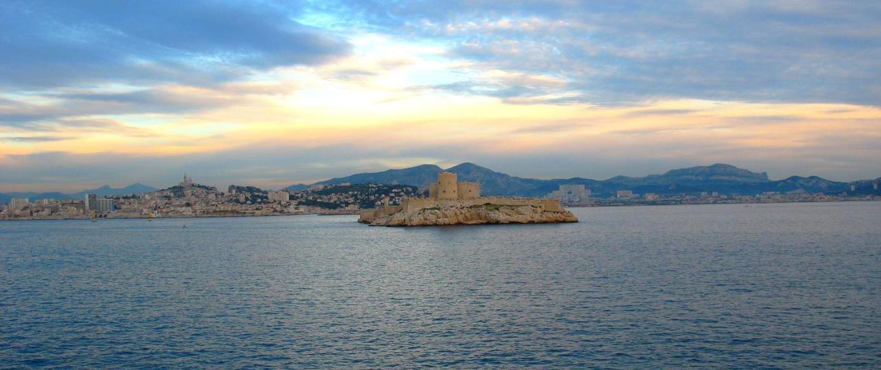 Les Pieds Dans L'Eau Sur L'Ile Du Frioul Leilighet Marseille Eksteriør bilde